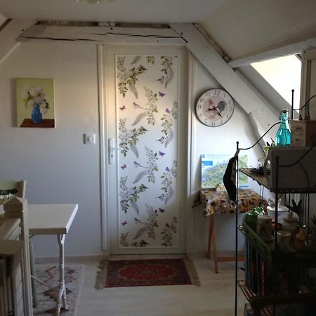 Le Jardin Des Poules Bed & Breakfast Thietreville Exterior photo